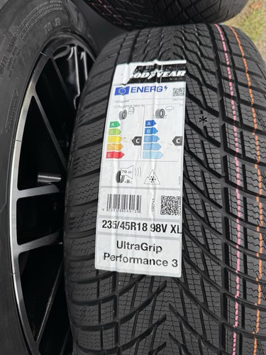 Winterräder 235 r18 - 235/45,